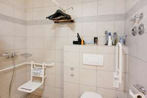 Wohnen in Würzburgs Bestlage – Sonniger Balkon, Aufzug & Tiefgarage – Die vollständige Adresse der Immobilie erhältst du vom Anbieter., 97082 Altstadt, Würzburg – Vorschaubild 18