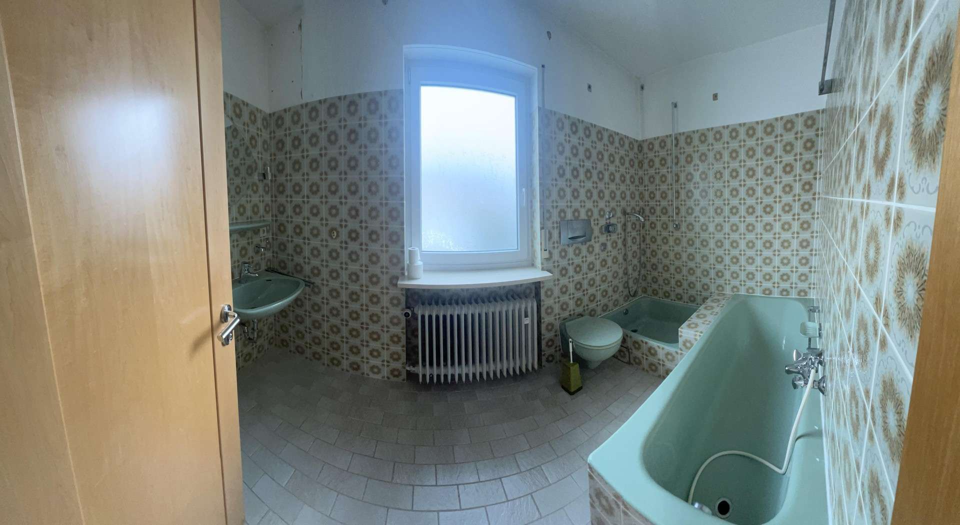 Immobilie in Ebersberg - Reihenhaus mit Raum für Ideen und bestem Alpenblick in Ebersberg - Bild 1