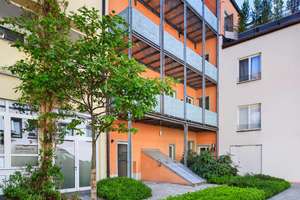 Exklusive 2,5-Zimmer-Altstadtwohnung mit Balkon in hochwertig saniertem Denkmalobjekt – Die vollständige Adresse der Immobilie erhältst du vom Anbieter., 93047 Innenstadt, Regensburg – Vorschaubild 14