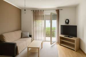 Helles Reihenmittelhaus mit studioähnlicher Dachgeschosswohnung – ideal für Familien! – Die vollständige Adresse der Immobilie erhältst du vom Anbieter., 93055 Ostenviertel, Regensburg – Vorschaubild 11