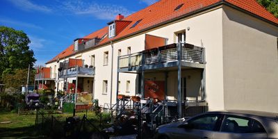 Schöne 3 Zimmerwohnung mit Balkonterrasse und Garten