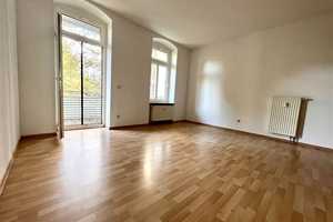 WG-geeignet !! 3-Zimmer-Whg. mit Balkon & EBK sucht neue Mieter :) – Tschaikowskistraße 64, 9130 Chemnitz – Vorschaubild 2