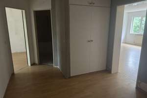NUR MIT WBS FÜR 2 PERSON - gemütliche 3-Zimmer- Wohnung mit Balkon – Börsenstraße 118 b, 42657 Burg/Höhscheid, Solingen – Vorschaubild 4