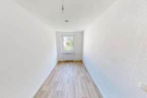 NEU sanierte 4-Raum-Wohnung mit Balkon in attraktiver Wohnlage – Blankenburgstr. 7, 9114 Furth, Chemnitz – Vorschaubild 3