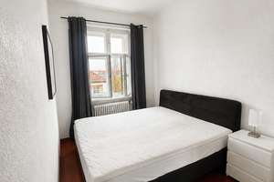 2-Zimmer-Altbaucharme in Bestlage – 10439 Prenzlauer Berg, Berlin – Vorschaubild 4