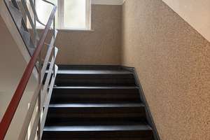 Ideal für die Familie! 4 Zimmer Wohnung mit Balkon, EBK und 2 Bädern! – 10589 Charlottenburg, Berlin – Vorschaubild 11