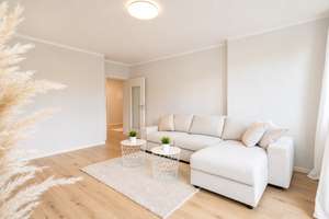 Erstbezug nach Sanierung* 2-RW* 2.OG* Balkon* moderne Möblierung* EBK* Bad m. Dusche* zentral* – Bodenbacher Straße 98b, 1277 Seidnitz/Dobritz, Dresden – Vorschaubild 3
