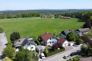 Charmantes Ein-bis Zweifamilienhaus 
mit Weitblick und Gartenparadies!   
   Schwarzenbruck - L... – Die vollständige Adresse der Immobilie erhältst du vom Anbieter., 90592 Schwarzenbruck – Vorschaubild 3