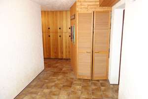EINFAMILIEN-REIHENMITTELHAUS PARKETT 4 ZIMMER MOD. BÄDER+G-WC GARTEN TERRASSE GARAGE IN HASSELS – Oberheider Straße 35, 40599 Hassels, Düsseldorf – Vorschaubild 24