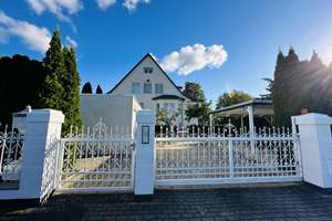 Einzigartige Stadtvilla mit großem Garten und Baugrundstück in Fallersleben – Die vollständige Adresse der Immobilie erhältst du vom Anbieter., 38442 Fallersleben, Wolfsburg – Vorschaubild 2