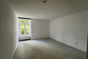 Moderne 1-Zimmer Wohnung Nähe Universität, Küche, Bad, Flur