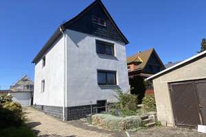 Gepflegtes Haus + Adelsberg + ruhig + großes Grundstück + 
Neue Heizung + Fernsicht + Ausbaureserve – Die vollständige Adresse der Immobilie erhältst du vom Anbieter., 9127 Adelsberg, Chemnitz – Vorschaubild 2