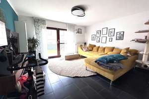Attraktives Reihenendhaus mit Terrasse, Garage und viel Platz in Poppenweiler – Die vollständige Adresse der Immobilie erhältst du vom Anbieter., 71642 Poppenweiler, Ludwigsburg – Vorschaubild 1