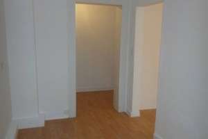 Charmante, gemütliche 2,5-Zimmer-Altbau-DG-Wohnung in Rheinnähe für junge Leute – Kanzlerstraße 29, 47119 Laar, Duisburg – Vorschaubild 9