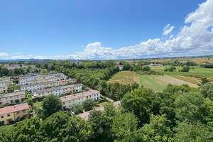 Helle 4-Zimmer-Wohnung mit Balkon, neuem Bad & Gäste-WC in Reutlingen-Orschel-Hagen – Die vollständige Adresse der Immobilie erhältst du vom Anbieter., 72760 Reutlingen-Mitte, Reutlingen – Vorschaubild 2