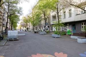 Stilvolle Beletage mit Charme – 3 Zimmer & Balkon im Herzen von Friedrichshain – Die vollständige Adresse der Immobilie erhältst du vom Anbieter., 10247 Friedrichshain, Berlin – Vorschaubild 12