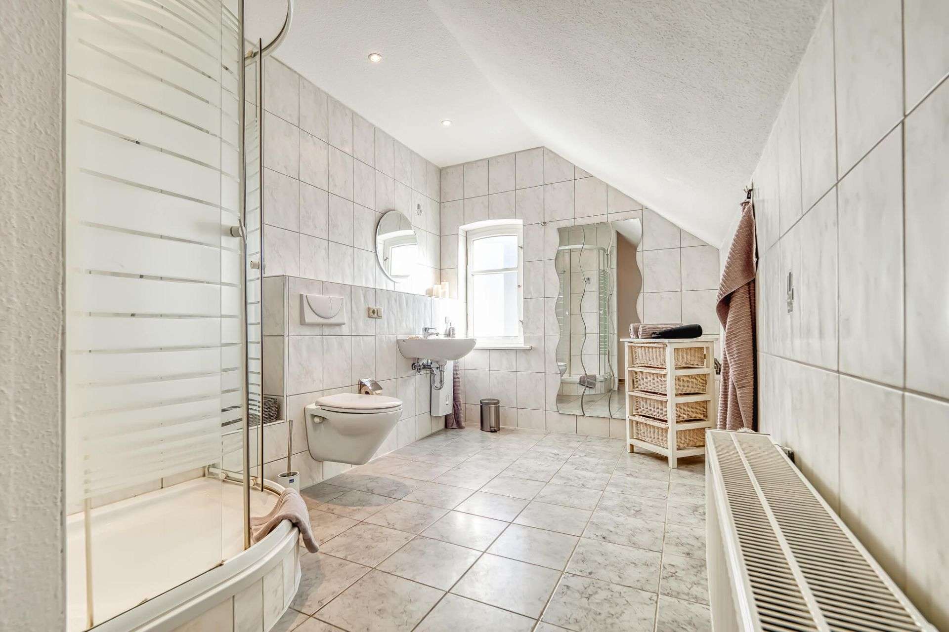 Immobilie in Prerow - Denkmalgeschützte Villa im Ostseebad Prerow – Stilvolles Investment in Bestlage - Bild 1