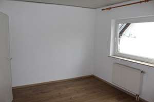 Einfamilienhaus mit Garage und kleinem Bachlauf ! – Uhlrather Straße 18, 53721 Siegburg – Vorschaubild 14