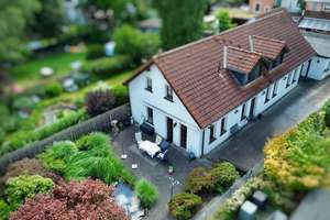 Großes Einfamilienhaus mit Einliegerwohnung und Nebenhaus in Quettingen – Die vollständige Adresse der Immobilie erhältst du vom Anbieter., 51381 Quettingen, Leverkusen – Vorschaubild 2