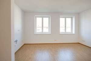 Schöne 2-Zimmer-Wohnung + Balkon + Parkett – Fliederhof 11, 4347 Leipzig – Vorschaubild 2