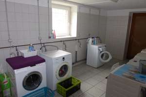 Wohnung mit Loggia in Zeisigwaldnähe -Chemnitz-Hilbersdorf – Trinitatisstraße 1, 9131 Hilbersdorf, Chemnitz – Vorschaubild 5
