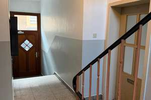 Charmante 1-Zimmer-Wohnung mit 42 m² in gepflegtem Mehrfamilienhaus – Die vollständige Adresse der Immobilie erhältst du vom Anbieter., 45881 Schalke, Gelsenkirchen – Vorschaubild 2