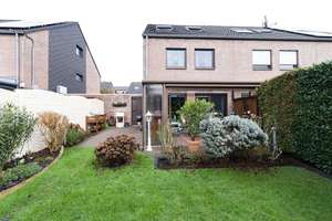 TOP Kap.-Anlage: vermietetes R.-Eckhaus mit Wintergarten, Keller u. Garage – Die vollständige Adresse der Immobilie erhältst du vom Anbieter., 47803 Inrath/Kliedbruch, Krefeld – Vorschaubild 2