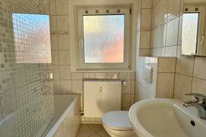 Von Privat, 1A-Lage am Kaiserleikreisel – Helle, neu renovierte 2-Zimmer-Wohnung mit Balkon – 63067 Ledermuseum, Offenbach am Main – Vorschaubild 5