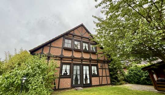 Bild von *Familienidyll in Garbsen-Meyenfeld – charmantes Fachwerkhaus mit großem Garten*