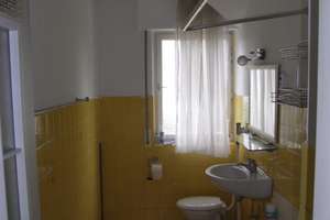 Helle 2-Zimmer-Wohnung im 1. OG in Stuttgart-Stammheim – Zikadenweg 27, 70439 Stammheim-Mitte, Stuttgart – Vorschaubild 4