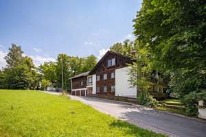 Substanzstarkes Mehrfamilienhaus am Staffelsee – Kapitalanlage mit Aufteilungs- und Entwicklungspers – Die vollständige Adresse der Immobilie erhältst du vom Anbieter., 82418 Seehausen am Staffelsee – Vorschaubild 8