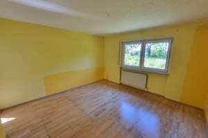 Attraktive 4-Zimmer-Wohnung mit zwei Balkons
und einem beheizbaren Hobbyraum ... – Die vollständige Adresse der Immobilie erhältst du vom Anbieter., 90768 Atzenhof, Burgfarrnbach, Fürth – Vorschaubild 7