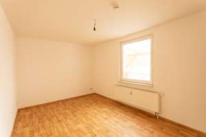 Offene Wohnküche, überdachte Terrasse - und das mitten in Burg! – Markt 27, 39288 Burg – Vorschaubild 5