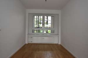 Großhadern - kernsanierte Wohnung mit Balkon – Die vollständige Adresse der Immobilie erhältst du vom Anbieter., 81375 Neuhadern, München – Vorschaubild 3