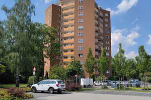 OB-Bermensfeld/Neue Mitte. Helle, kleine 3-Zimmer-Wohnung mit Balkon zu verkaufen! – Drei Knappen 18, 46047 Oberhausen – Vorschaubild 1