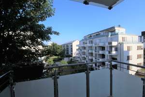Zentral gelegene 3-Zimmerwohnung mit Küche und Balkon – Die vollständige Adresse der Immobilie erhältst du vom Anbieter., 85053 Südost, Ingolstadt – Vorschaubild 3