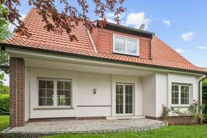 Charmantes Einfamilienhaus in bester Wohnlage direkt am Kurpark!