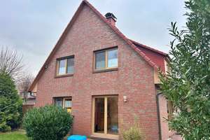 Einfamilienhaus mit Einliegerwohnung in TOP Lage von Hooksiel – Wohnen und/oder Vermieten – Die vollständige Adresse der Immobilie erhältst du vom Anbieter., 26434 Wangerland – Vorschaubild 2