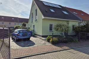 RESERVIERT- Hochwertiges Energiesparhaus PV-Anlage, 500l Warmwasserspeicher und moderner Ausstattung – Dahme-Spreewald (Kreis) – Vorschaubild 2
