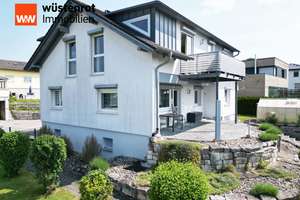Besser geht`s nicht. Schickes Haus.
8 Zimmer auf 201 m². TOP-Technik.
Mit Garage plus 4 Carports. – Die vollständige Adresse der Immobilie erhältst du vom Anbieter., 88605 Meßkirch – Vorschaubild 36