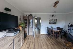 Möbelierte Wohnung 2 Zimmer, Küche, Bad,  renovierte vollmöblierte 56 m2 Wohnung  mit Balkon – Innere Uferstraße 5a, 86153 Rechts der Wertach, Augsburg – Vorschaubild 2