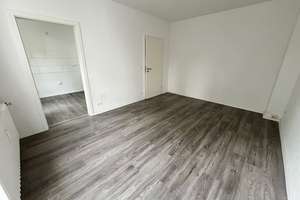 Schöne 2-Zimmer-Wohnung mit Balkon und modernem Bad! – Bronkhorststraße 87, 47137 Obermeiderich, Duisburg – Vorschaubild 5