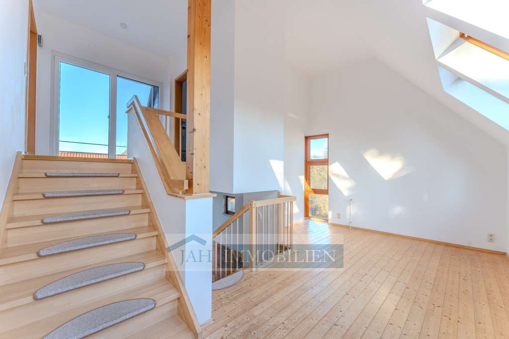 Immobilie in Panketal - Genießen Sie Ihr Familienglück in einer lichtdurchfluteten Doppelhaushälfte mit Garten! - Bild 0