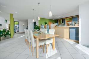 Exklusives Einfamilienhaus mit einzigartigem Gartenparadies und Alpenblick! – Die vollständige Adresse der Immobilie erhältst du vom Anbieter., 89584 Ehingen (Donau) – Vorschaubild 5