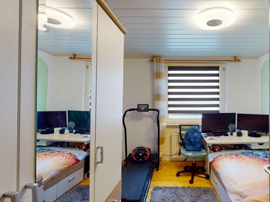 1.OG: Schlafzimmer 3