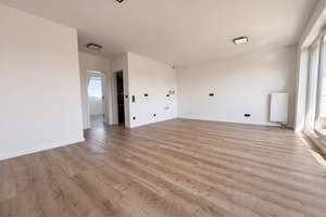 Modernisierte Zwei Zimmerwohnung in Niehl - Terrasse und großen Keller – 50735 Niehl, Köln – Vorschaubild 4