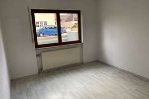 Helle 2-Zimmer-Wohnung mit Terrasse, Einbauküche und großem Keller in Nürnberg-Fischbach – Tolstoistraße 38, 90475 Fischbach, Nürnberg – Vorschaubild 9