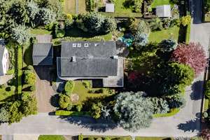UNIKAT am Weitmarer Holz – Großes Grundstück – Doppelgarage – VIDEO – Die vollständige Adresse der Immobilie erhältst du vom Anbieter., 44795 Weitmar-Mark, Bochum – Vorschaubild 2