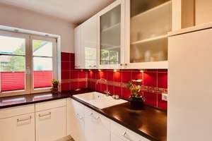 Top Möbliert / Fully furnished: Elegante 3-Zi-Gartenwohung, WLAN, Home Office, TG-Stellplatz – Die vollständige Adresse der Immobilie erhältst du vom Anbieter., 81827 Waldtrudering, München – Vorschaubild 6