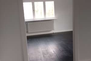 Modernisiertes Haus im Bauhaus Stil 160qm, 4,5 Zi. in 12203 Berlin – Die vollständige Adresse der Immobilie erhältst du vom Anbieter., 12203 Lichterfelde, Berlin – Vorschaubild 6
